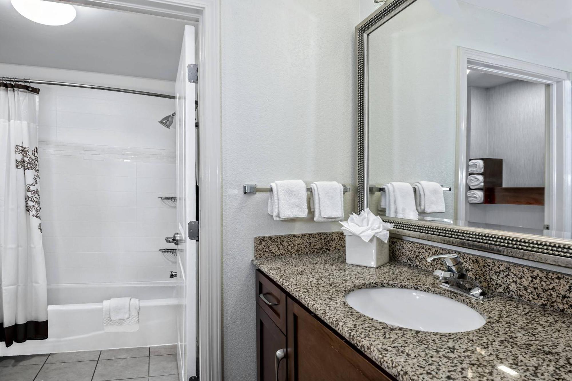 Residence Inn By Marriott San Antonio Seaworld / Lackland Zewnętrze zdjęcie