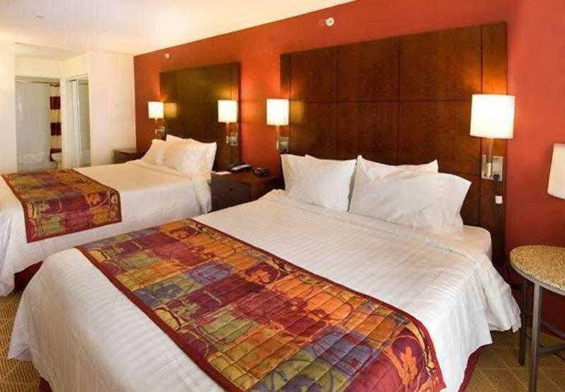 Residence Inn By Marriott San Antonio Seaworld / Lackland Zewnętrze zdjęcie